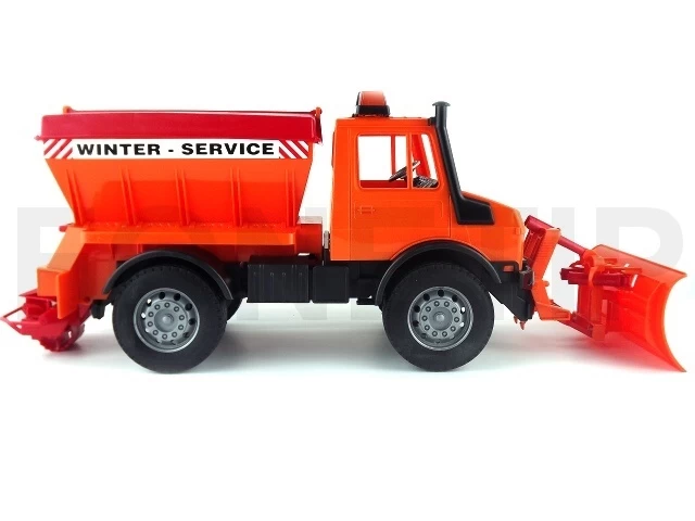 Bruder 2572 Strooiwagen MB Unimog Met Sneeuwploeg 4 Bruder 2572 Strooiwagen MB Unimog Met Sneeuwploeg - Afbeelding 4