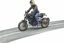 Bruder 63050 Motorrijder Met Ducati Scrambler Cafe-racer 7 Bruder 63050 Motorrijder Met Ducati Scrambler Cafe-racer -Speelgoed Verkoop bruder 63050 ducatie motorfiets motorrijder caferacer 2